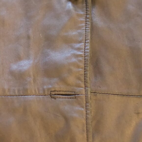 Vintage Women’s Long-ish Leather Jacket - Picture 4 of 7
